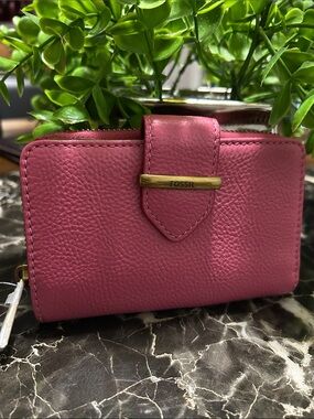 Fossil Rose Pink Leather Snap & Zip Wallet